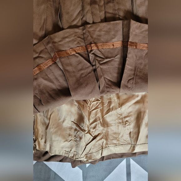 Di Benedetto size 6 womens brown pleated lined skirt - Picture 6 of 6